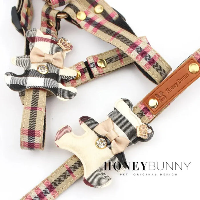 2pcs/set Pet Vest Lovely Collar , Dog Harness Leash Cat British Style Harness Dog Accessories ,Teddy Chihuahua  Pets Supplies